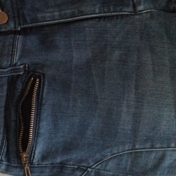 Soho Women's Jeans - Picture 5 of 7